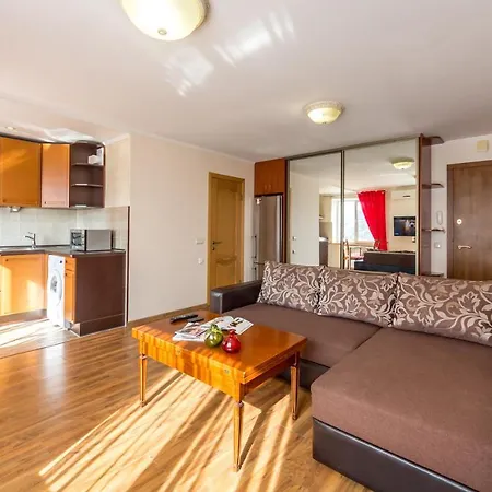 Apartment Palats Sportu Area Kyiv