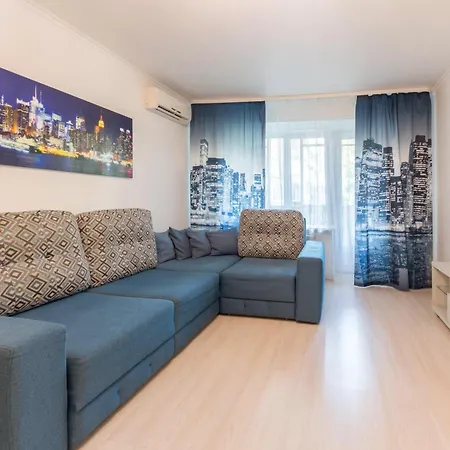 Palats Sportu Area Apartment *